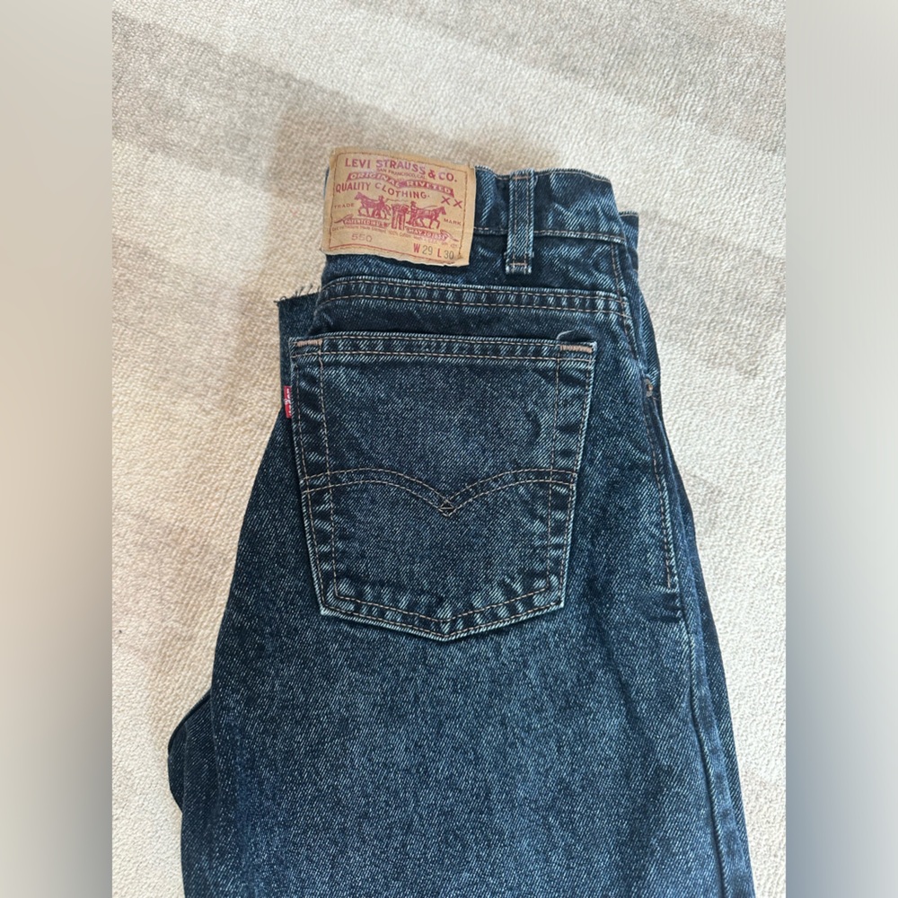 Vintage Levi’s 550 Dark Blue Denim Jeans USA Made (Size 29) - Picture 5 of 11